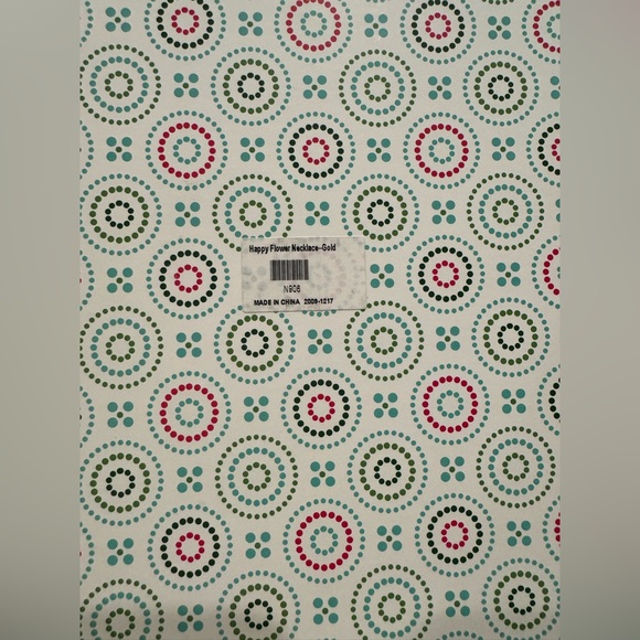 Stella & Dot Vintage Happy Flower Necklace - Picture 5 of 6